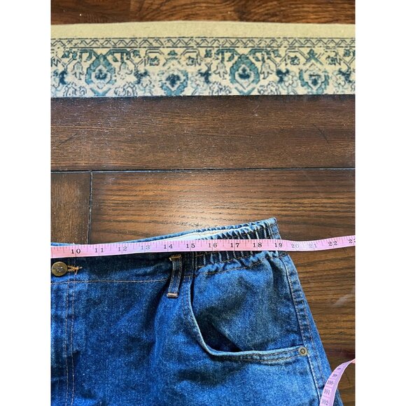 Vintage Chic Medium Wash High Waist Mom Jeans Made in USA Distressed Paint 22 - Picture 11 of 13